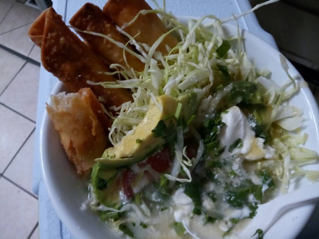 El Paisano Restaurant & Bakery | restaurant | 1006 6th St, Taft, CA 93268, USA | 6614409176 OR +1 661-440-9176