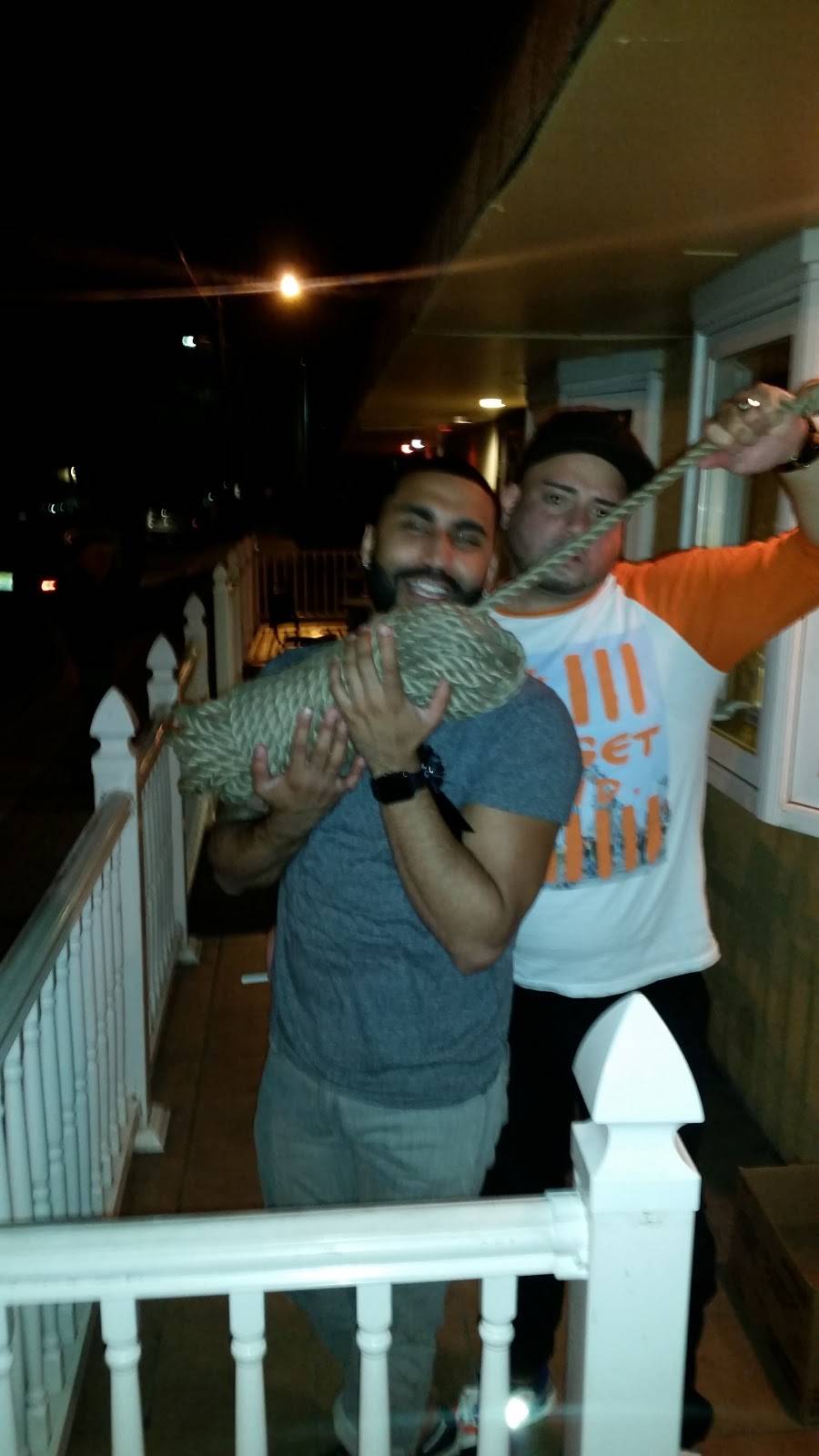 Dillingers Pub and Grille | restaurant | 349 Hazel St, Clifton, NJ 07011, USA | 9732463066 OR +1 973-246-3066