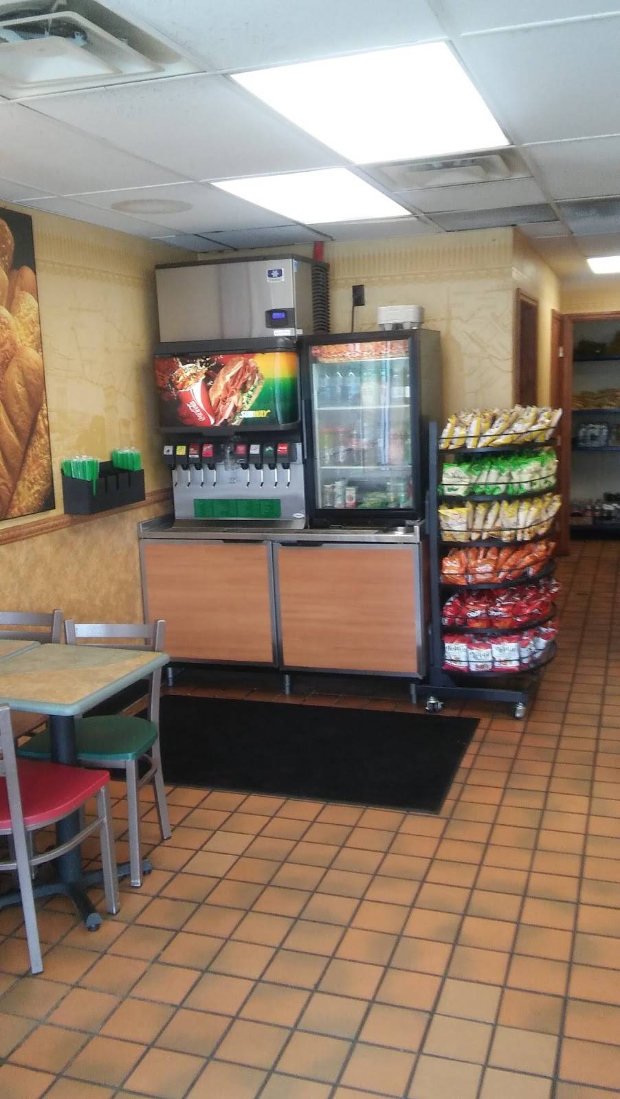 Subway | restaurant | 528 Wilmington Ave, Dayton, OH 45420, USA | 9372542525 OR +1 937-254-2525