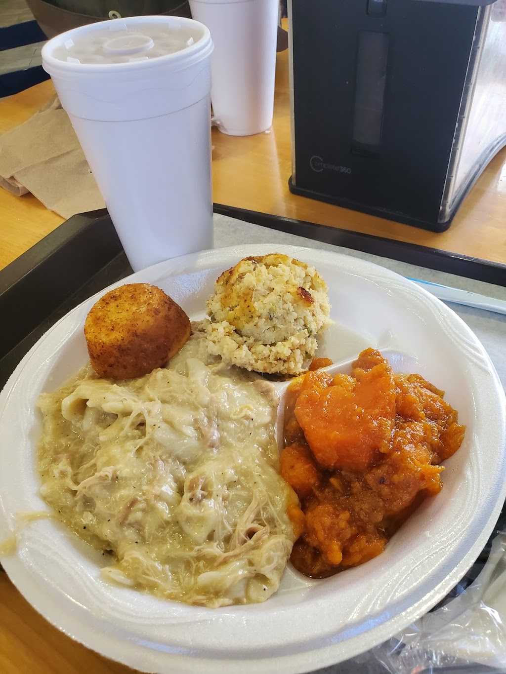 Vics | restaurant | 804 Chantilly St, Laurel, MS 39440, USA | 6016497832 OR +1 601-649-7832