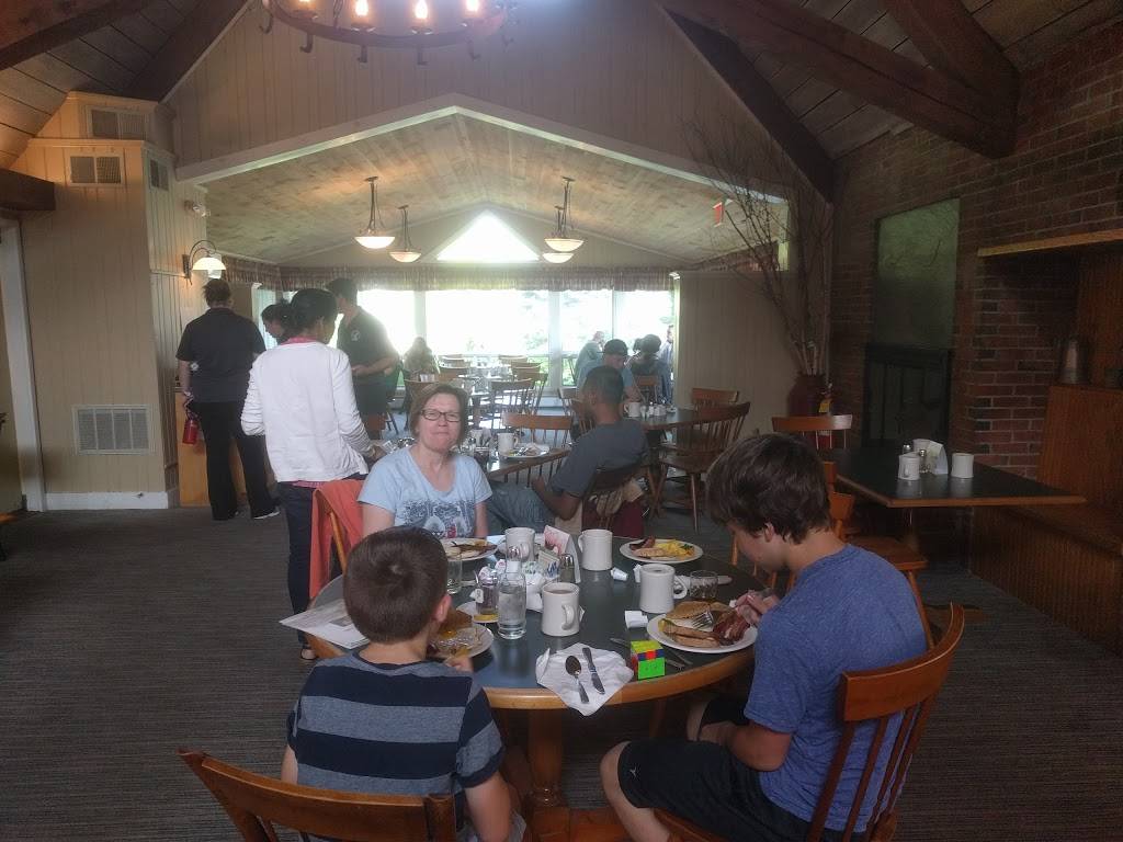 Colonial Cafe | cafe | 511 Mountain Rd, Stowe, VT 05672, USA | 8022534811 OR +1 802-253-4811