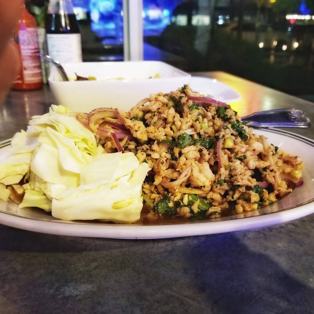 Spring House Thai Kitchen and Pho | restaurant | 2223 California Ave SW, Seattle, WA 98116, USA | 2069378807 OR +1 206-937-8807