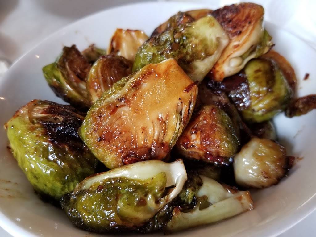 Veranda Bistro & Bar | restaurant | 32045 Detroit Rd, Avon, OH 44011, USA | 4404717459 OR +1 440-471-7459