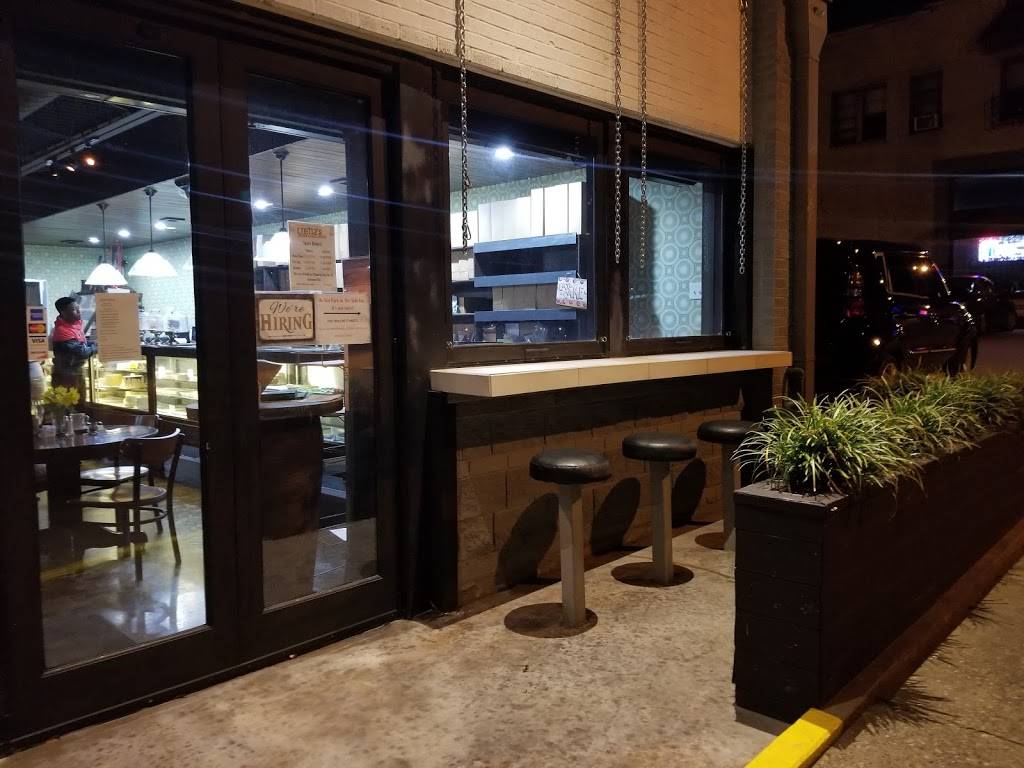 Cretias | restaurant | 228 W Davis St, Dallas, TX 75208, USA | 2149429887 OR +1 214-942-9887