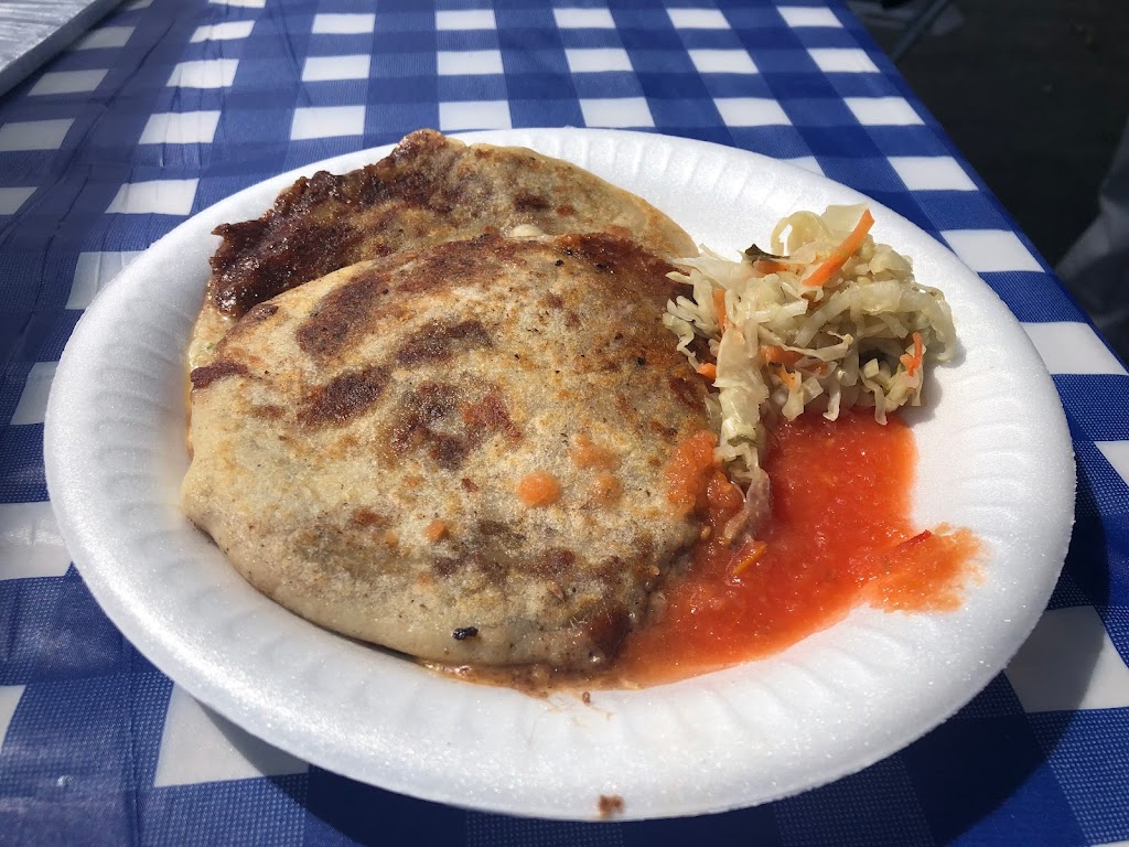 El Quetzal Churrascos | restaurant | 1000 W 43rd St, Los Angeles, CA 90037, USA | 2138643042 OR +1 213-864-3042