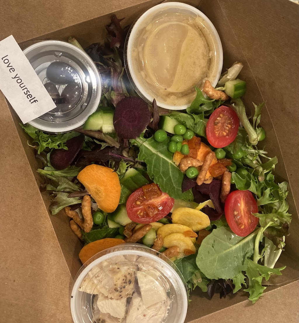 Good Greens | restaurant | 140 Johnny Mercer Blvd, Savannah, GA 31410, USA | 9124332930 OR +1 912-433-2930