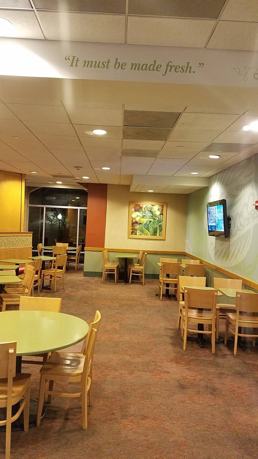 Wendys | restaurant | 201 E 21st St, Austin, TX 78705, USA | 5122321929 OR +1 512-232-1929