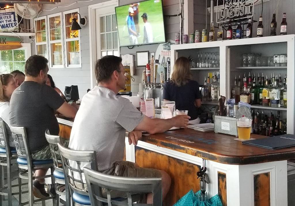 Four Winds Pub & Grill | restaurant | 265 Broadway, Lynn, MA 01904, USA | 7815955444 OR +1 781-595-5444