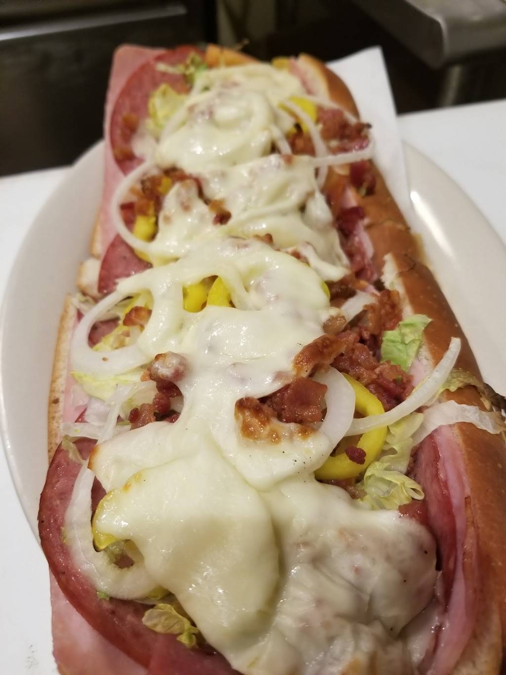 401 pizza | restaurant | 609 Elmwood Ave, Providence, RI 02909, USA | 4014610909 OR +1 401-461-0909