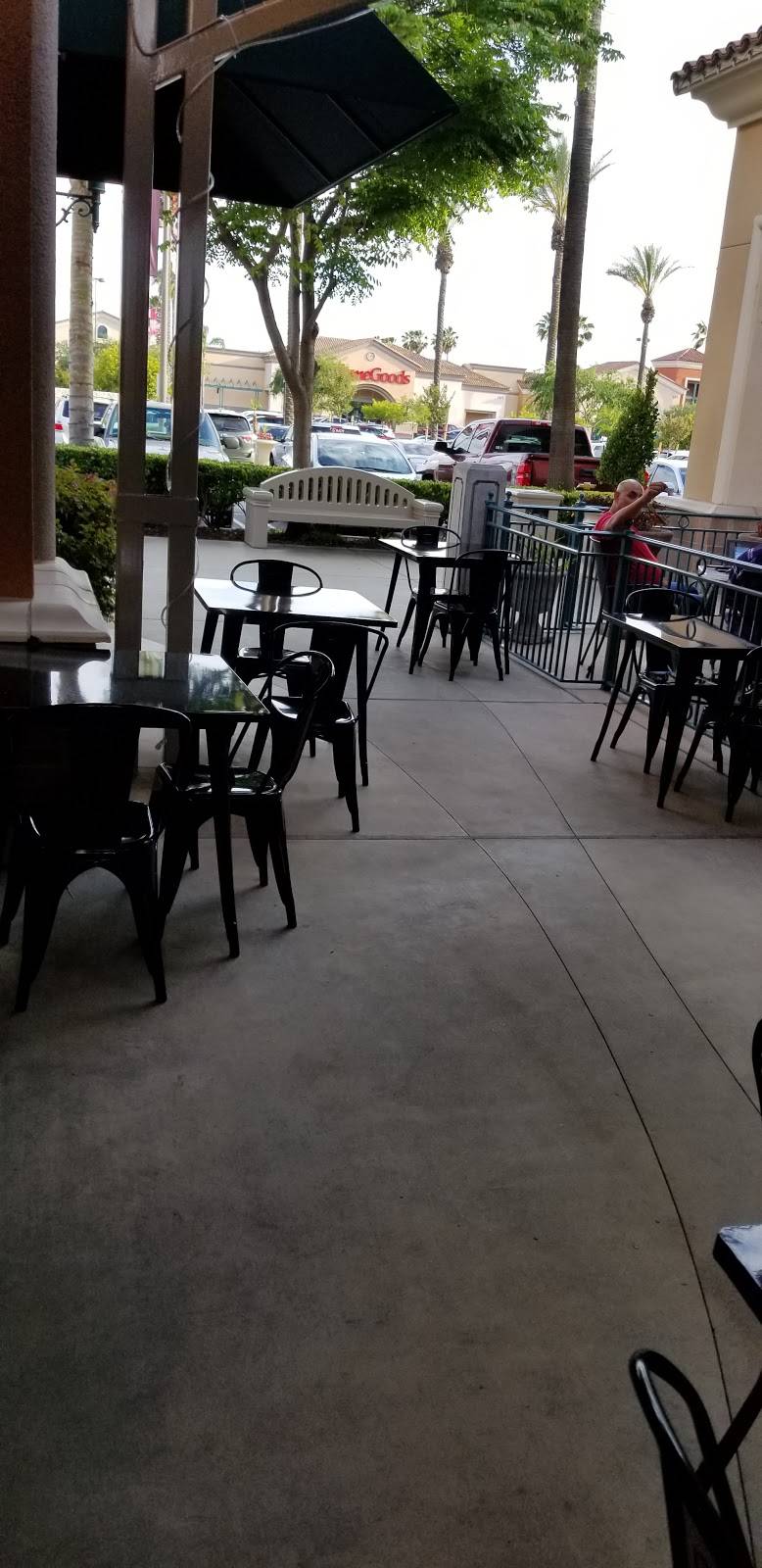 Mr. Pickles Sandwich Shop | restaurant | 7967 N Blackstone Ave, Fresno, CA 93720, USA | 5594923354 OR +1 559-492-3354