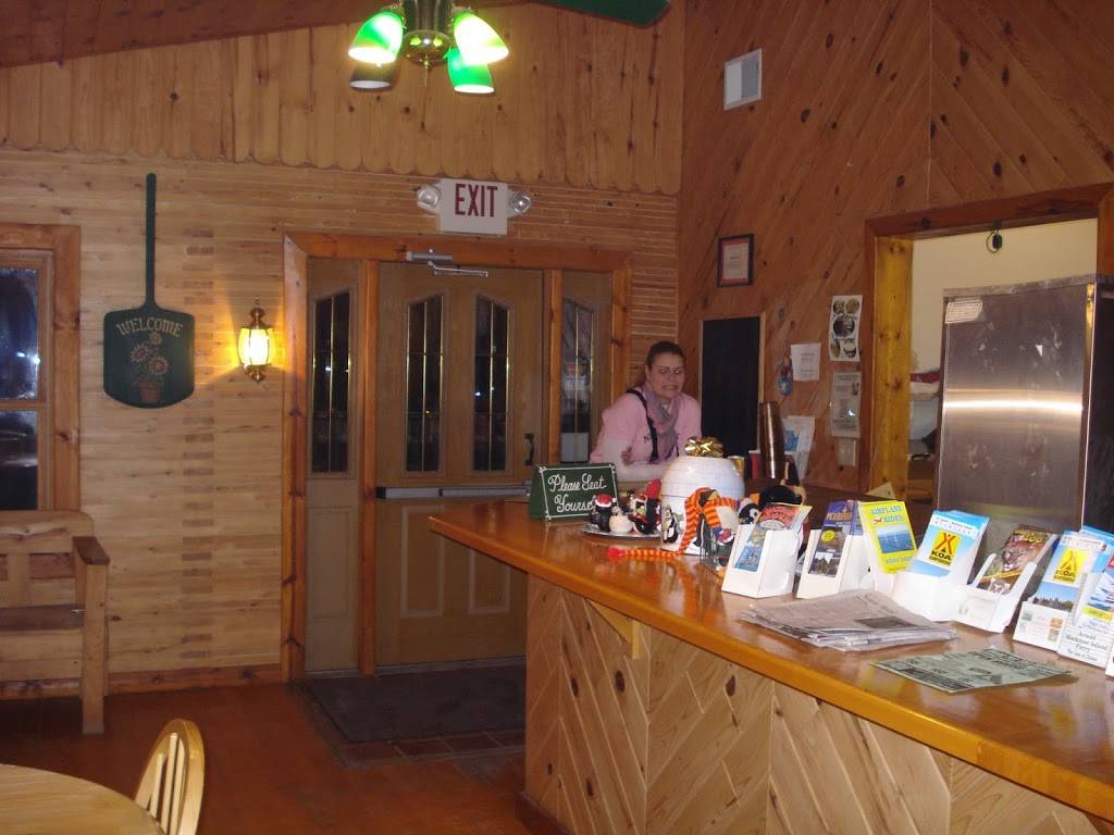 Pizza Place | meal delivery | 7237 Newberry Ave, Newberry, MI 49868, USA | 9062935551 OR +1 906-293-5551