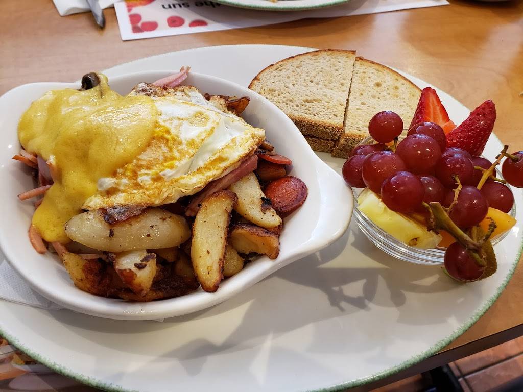 Cora | restaurant | 45 Milner Ave, Scarborough, ON M1S 3P6, Canada | 6473511800 OR +1 647-351-1800