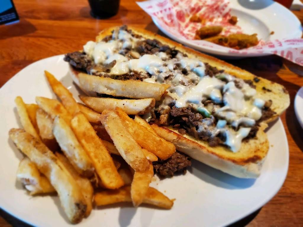 Carolina Ale House | restaurant | 400 Conservation Rd, Garner, NC 27529, USA | 9197722646 OR +1 919-772-2646