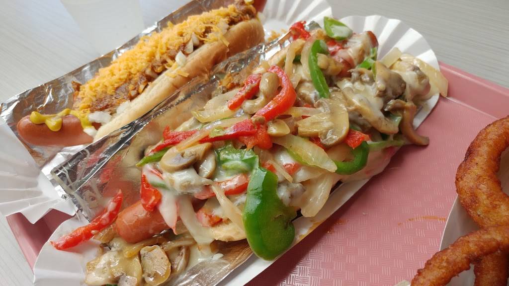 Pinks Hot Dogs | restaurant | 3525 W Carson St, Torrance, CA 90503, USA | 3107933130 OR +1 310-793-3130