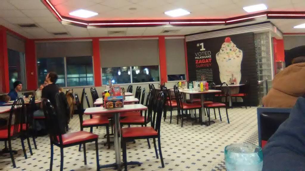 Steak n Shake | restaurant | 515 Ley Dr, Auburn, IN 46706, USA | 2609251184 OR +1 260-925-1184