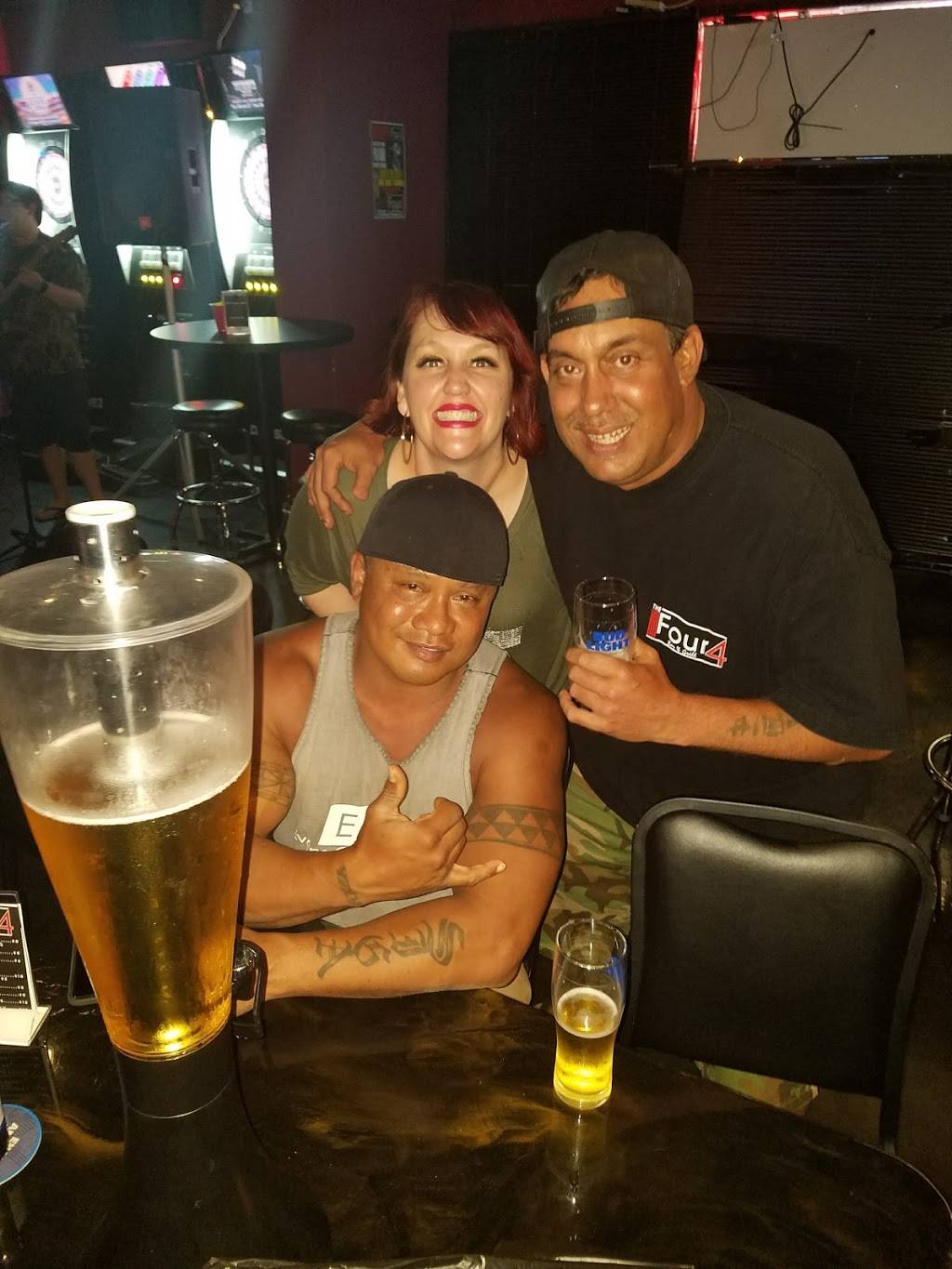 The Four4 Bar & Grill | restaurant | 45-1117 Kamehameha Hwy, Kaneohe, HI 96744, USA | 8088921289 OR +1 808-892-1289