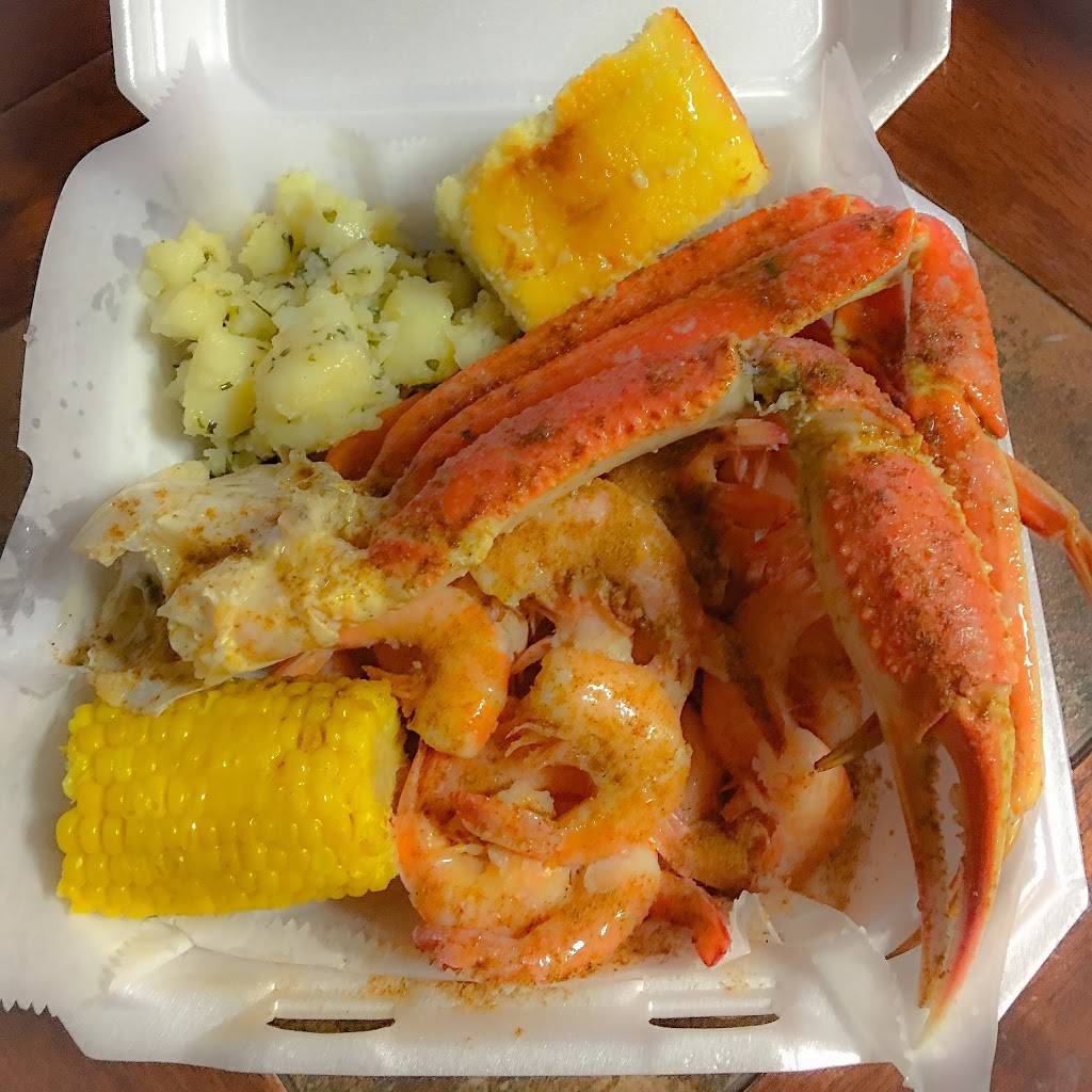 The Crab Lady | restaurant | 2207 Gordon Ln, Richmond, VA 23223, USA | 8042222722 OR +1 804-222-2722