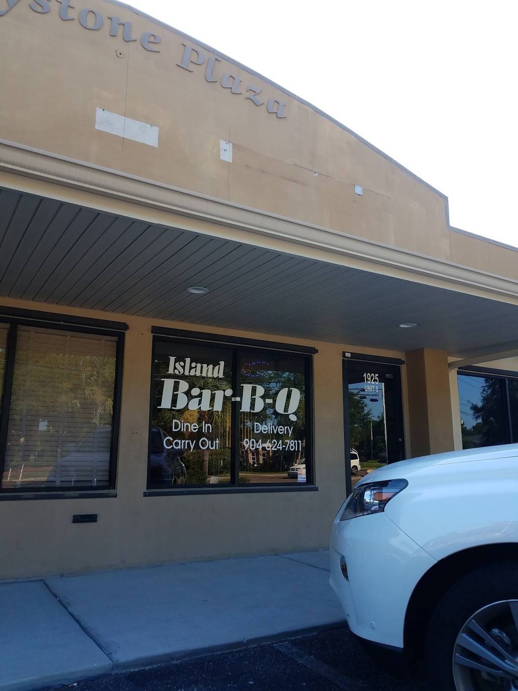 Island Bar-B-Q | restaurant | 1925 S 14th St #5, Fernandina Beach, FL 32034, USA | 9046247811 OR +1 904-624-7811