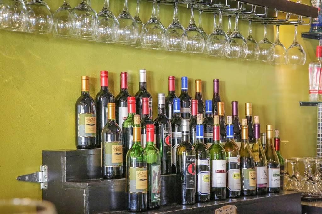 Famiglia Bistro | restaurant | 2501 McHenry Ave, Modesto, CA 95350, USA | 2095441784 OR +1 209-544-1784