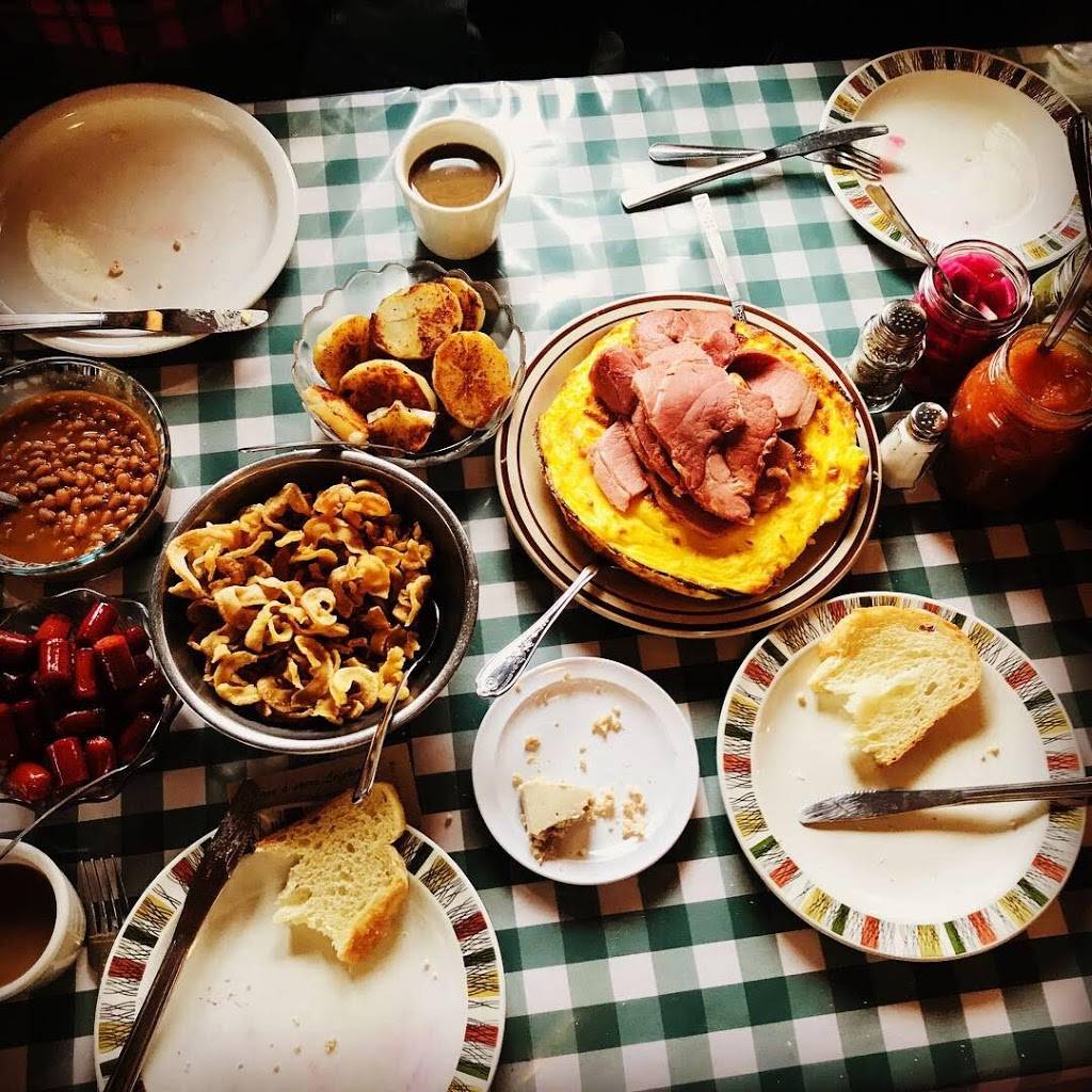 Cabane A Sucre Lefebvre | restaurant | 10070 Rang de la Fresnière, Mirabel, QC J7N 2R9, Canada | 4502583508 OR +1 450-258-3508