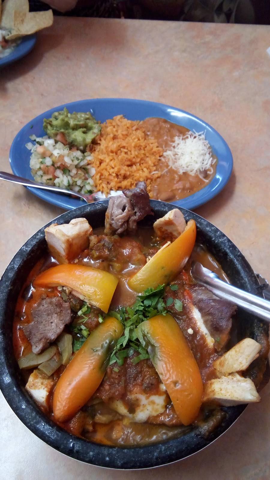 Motas Mexican Restaurant | restaurant | 2397 Lincoln Ave, Altadena, CA 91001, USA | 6267947700 OR +1 626-794-7700