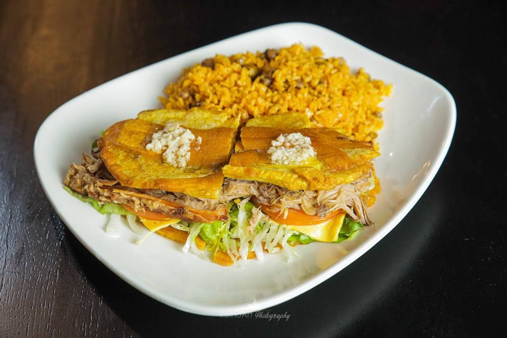 Jibaritos Lincoln Park | restaurant | 2616 N Clark St, Chicago, IL 60614, USA | 7736974648 OR +1 773-697-4648