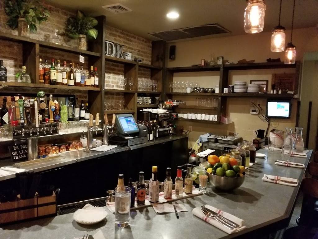 District Kitchen | restaurant | 2606 Connecticut Ave NW, Washington, DC 20008, USA | 2022389408 OR +1 202-238-9408