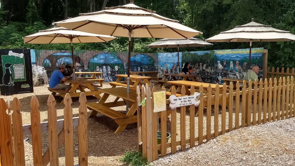 Big Burger Spot | restaurant | 3750 Battleground Ave, Greensboro, NC 27410, USA | 3366173777 OR +1 336-617-3777