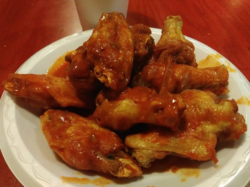 DeLosas Pizza | restaurant | 12800 Village Blvd, Madeira Beach, FL 33708, USA | 7273984657 OR +1 727-398-4657