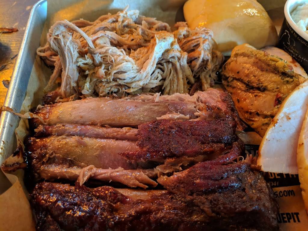 Dickeys Barbecue Pit | meal delivery | 16955 N 75th Ave Ste 110, Peoria, AZ 85382, USA | 6234122954 OR +1 623-412-2954