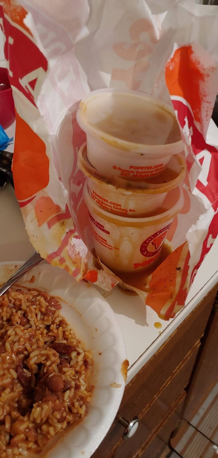 Popeyes Louisiana Kitchen | restaurant | 34579 LA-16, Denham Springs, LA 70706, USA | 2256673551 OR +1 225-667-3551