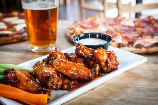 Hill and Holler Pizza | restaurant | 970 N Jefferson St, Lewisburg, WV 24901, USA | 3046474429 OR +1 304-647-4429