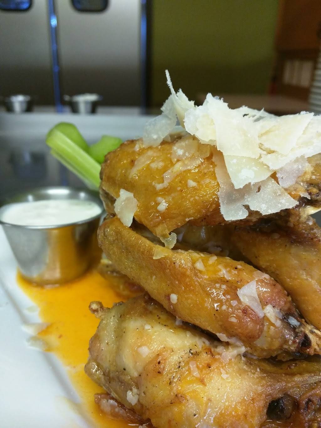 Bunkers @ Tribute Golf Course | restaurant | 1001 Golf Club Rd, Wausau, WI 54403, USA | 7156753663 OR +1 715-675-3663