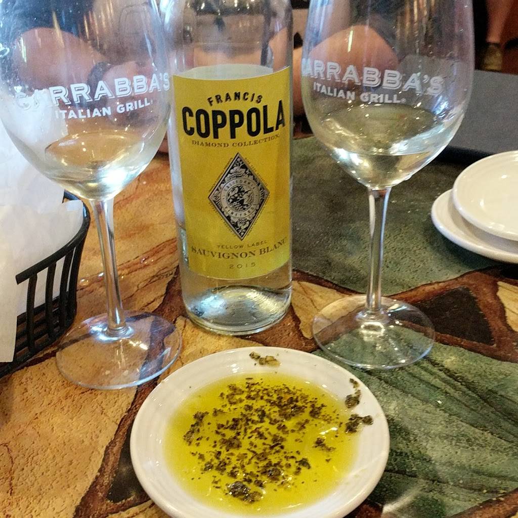 Carrabbas Italian Grill | restaurant | 550 Towne Dr, Fayetteville, NY 13066, USA | 3156377400 OR +1 315-637-7400