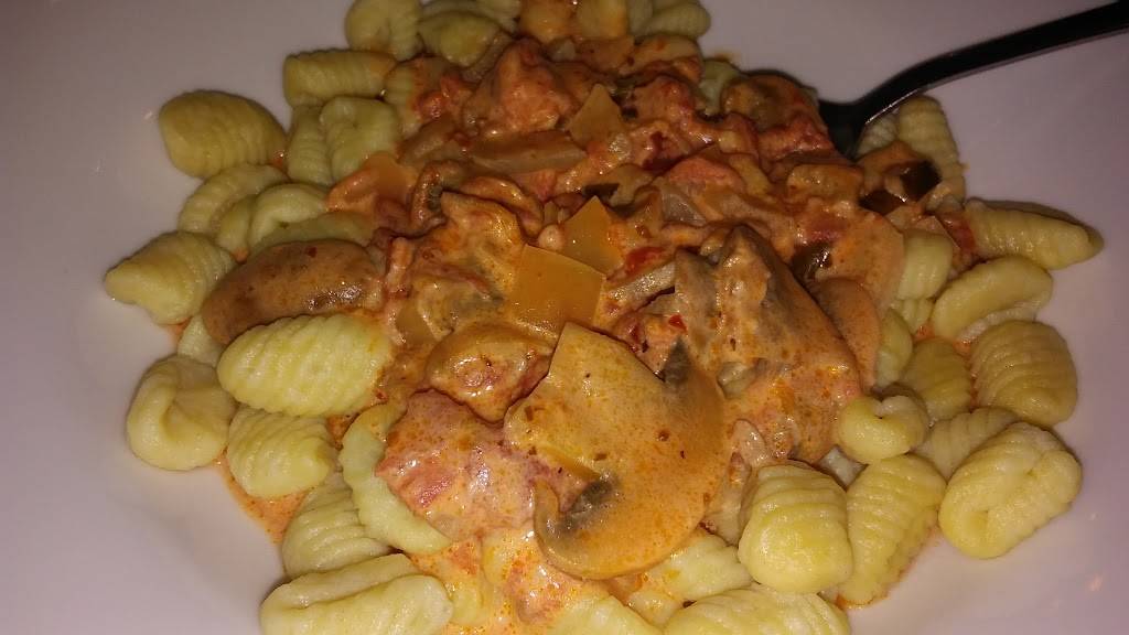 Amici Italian Grill | restaurant | 1006 Walnut St, Berwick, PA 18603, USA | 5705204123 OR +1 570-520-4123