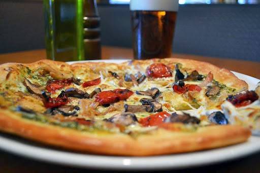 Travinia Italian Kitchen & Wine Bar | restaurant | 1605 Village Market Blvd SE #104, Leesburg, VA 20176, USA | 7037776511 OR +1 703-777-6511