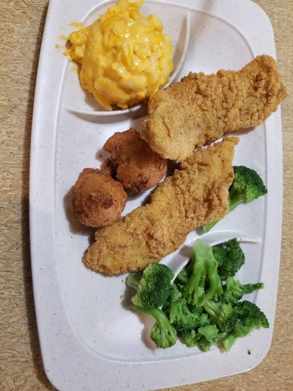 Captain Ds | restaurant | 1473 Montgomery Hwy, Vestavia Hills, AL 35216, USA | 2058234279 OR +1 205-823-4279