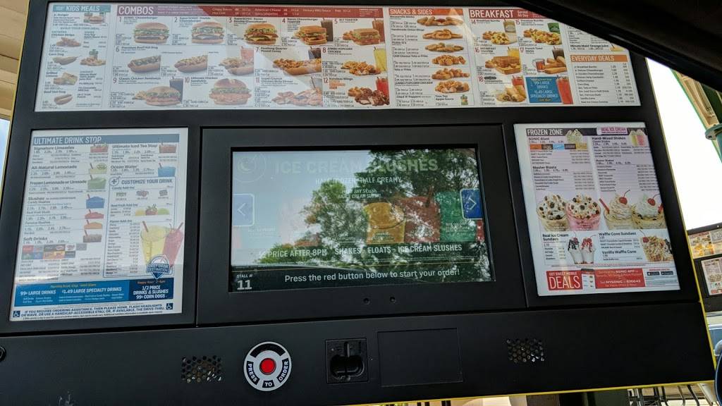 Sonic Drive-In | restaurant | 1810 Wynnton Rd, Columbus, GA 31906, USA | 7063232447 OR +1 706-323-2447