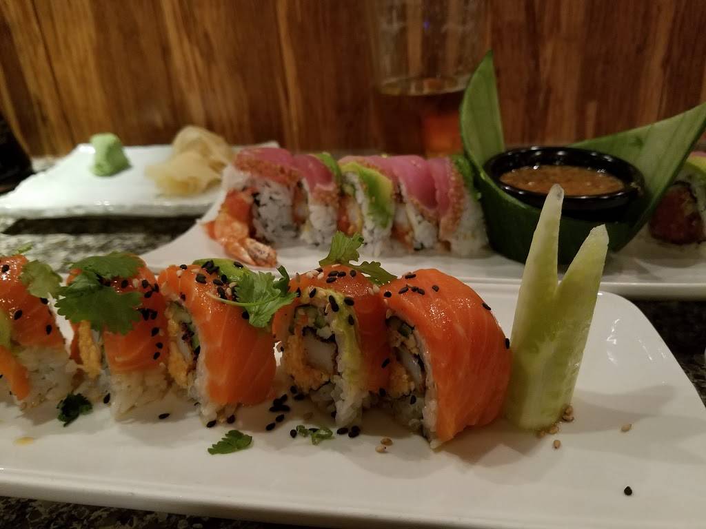 Sushi Lounge Encinitas | restaurant | 461 Santa Fe Dr, Encinitas, CA 92024, USA | 7606332299 OR +1 760-633-2299