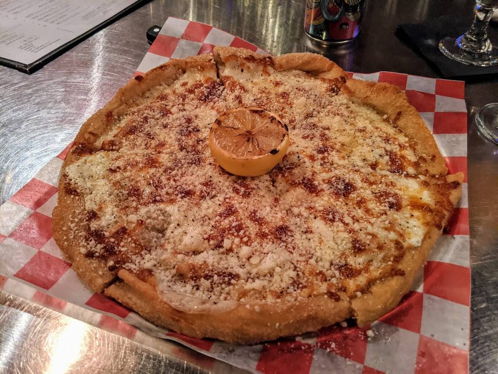 Muccis Italian | restaurant | 901 W Lake St, Minneapolis, MN 55408, USA | 6123154608 OR +1 612-315-4608