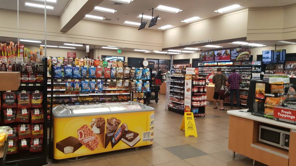 Flying J Travel Center | restaurant | 1501 Harrisburg Pike, Carlisle, PA 17015, USA | 7172436659 OR +1 717-243-6659