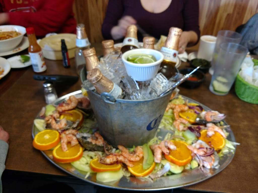 Mariscos Cristel | restaurant | 10038 Vincent Rd, Delhi, CA 95315, USA | 2092501900 OR +1 209-250-1900