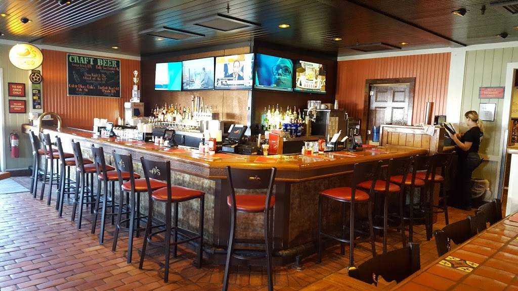 Chilis Grill & Bar | meal takeaway | 1752 E Market St, Harrisonburg, VA 22801, USA | 5405641142 OR +1 540-564-1142