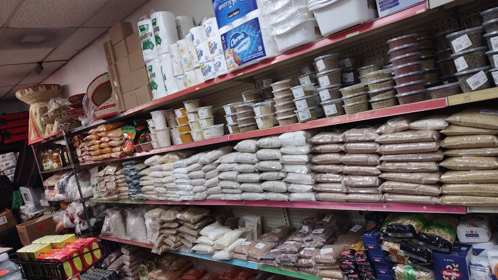 AT Ethiopian Market & Restaurant | restaurant | 4811 Columbia Pike, Arlington, VA 22204, USA | 5714447505 OR +1 571-444-7505