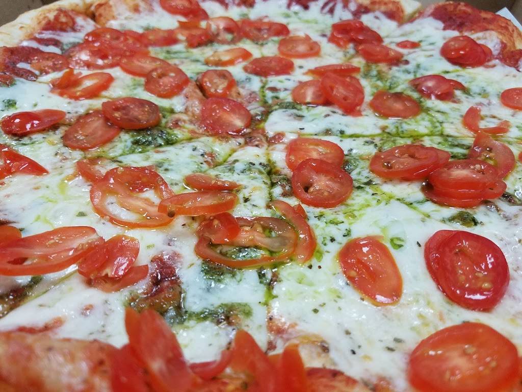 Pinocchios Pizza #1 | restaurant | 8400 a Church St, Gilroy, CA 95020, USA | 4088473464 OR +1 408-847-3464