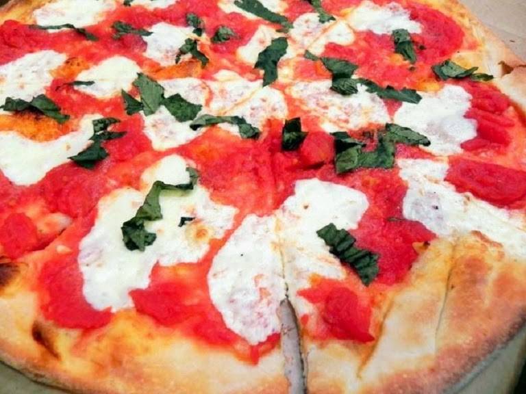 Palumbos Pizzeria | restaurant | 3375 Pine Ridge Rd #104, Naples, FL 34109, USA | 2394317688 OR +1 239-431-7688