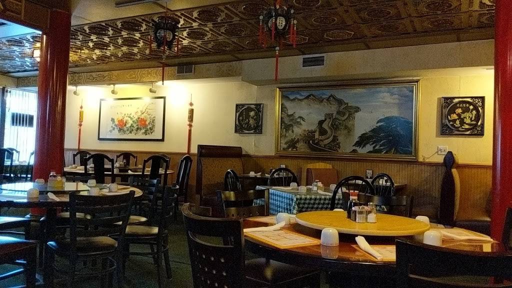 Yen Ching Restaurant | restaurant | 810 W Lincoln Hwy, DeKalb, IL 60115, USA | 8157582007 OR +1 815-758-2007