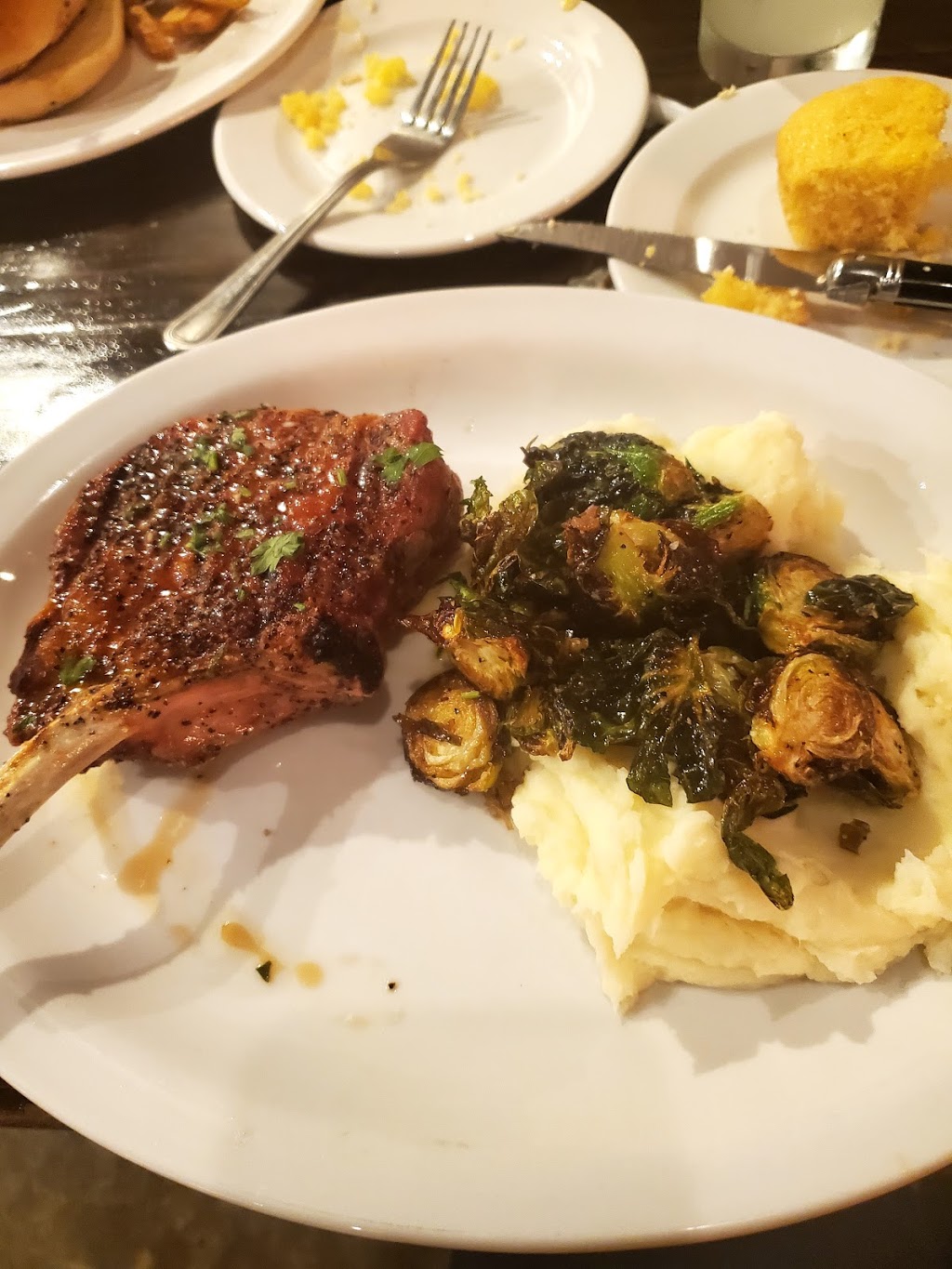 The Gathering at Livingston Mercantile | restaurant | 106 Livingston Church Rd, Flora, MS 39071, USA | 6016674282 OR +1 601-667-4282