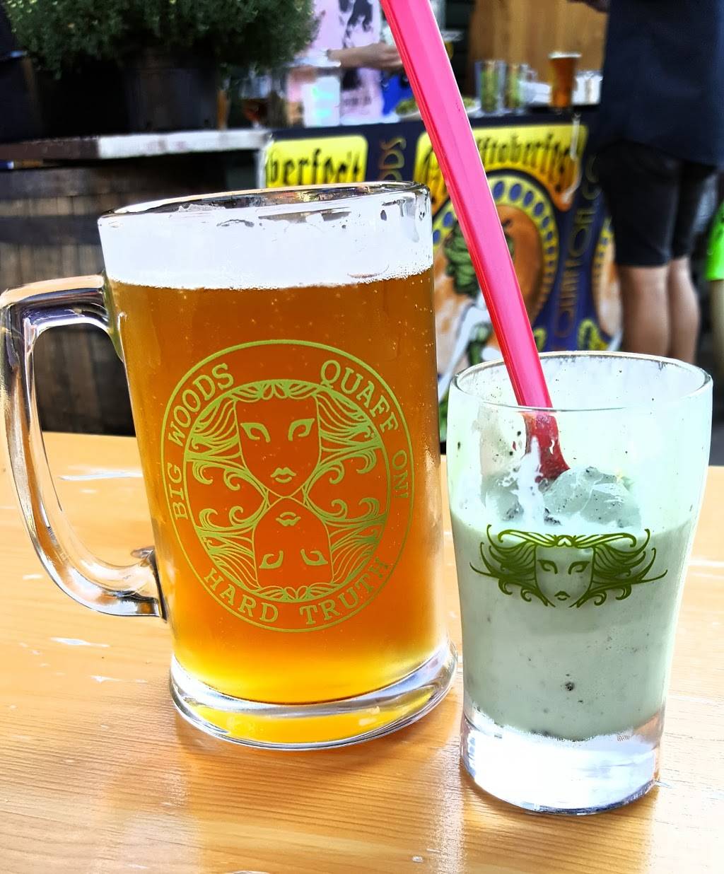 Big Woods Bloomington | restaurant | 116 N Grant St, Bloomington, IN 47408, USA | 8123351821 OR +1 812-335-1821