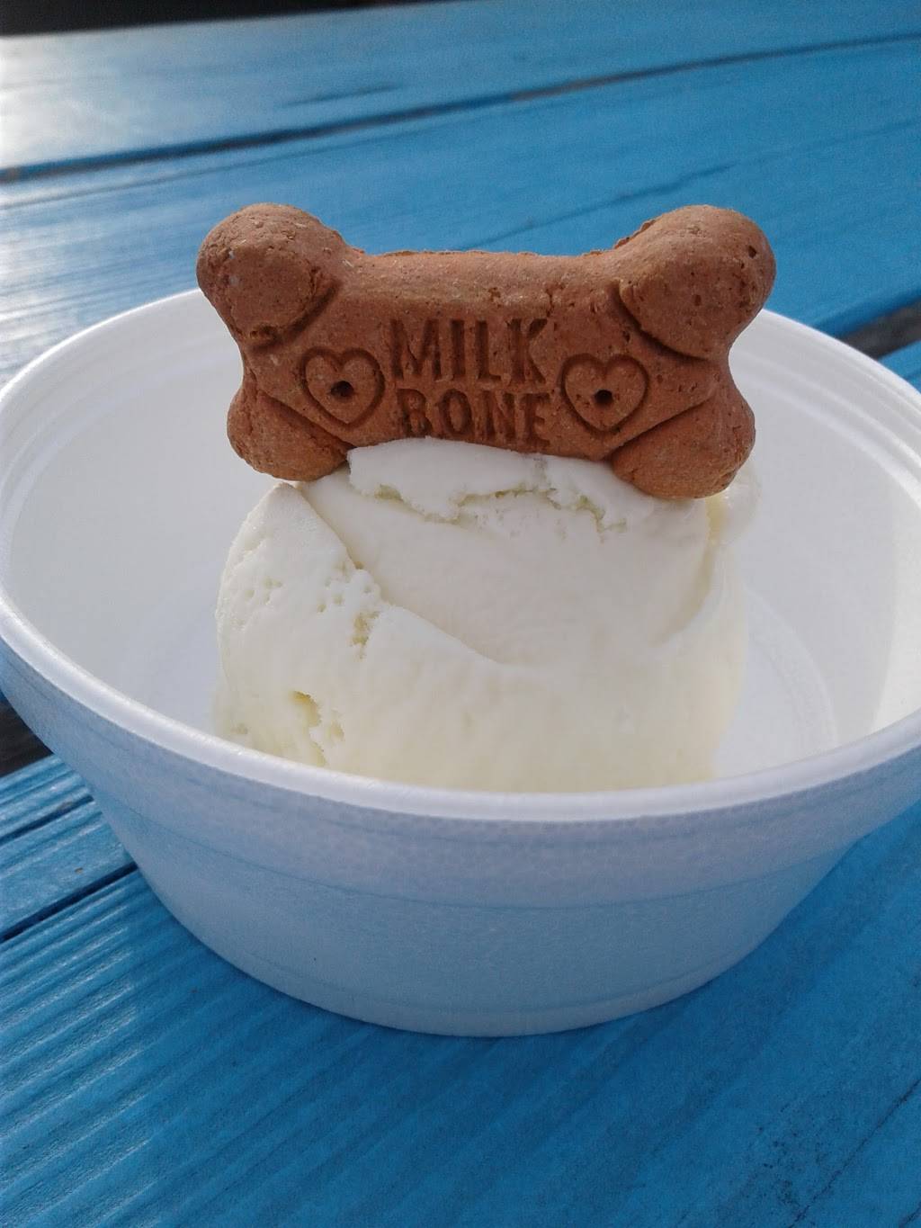 New Baltimore Ice Cream | restaurant | 2939-3271 Edison St NW, Uniontown, OH 44685, USA | 3308521475 OR +1 330-852-1475